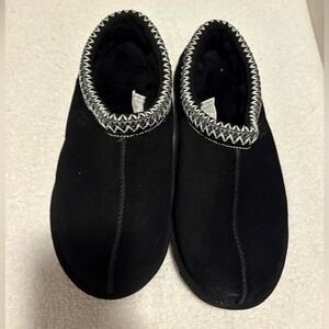 Black Suede Slippers with White Stitching